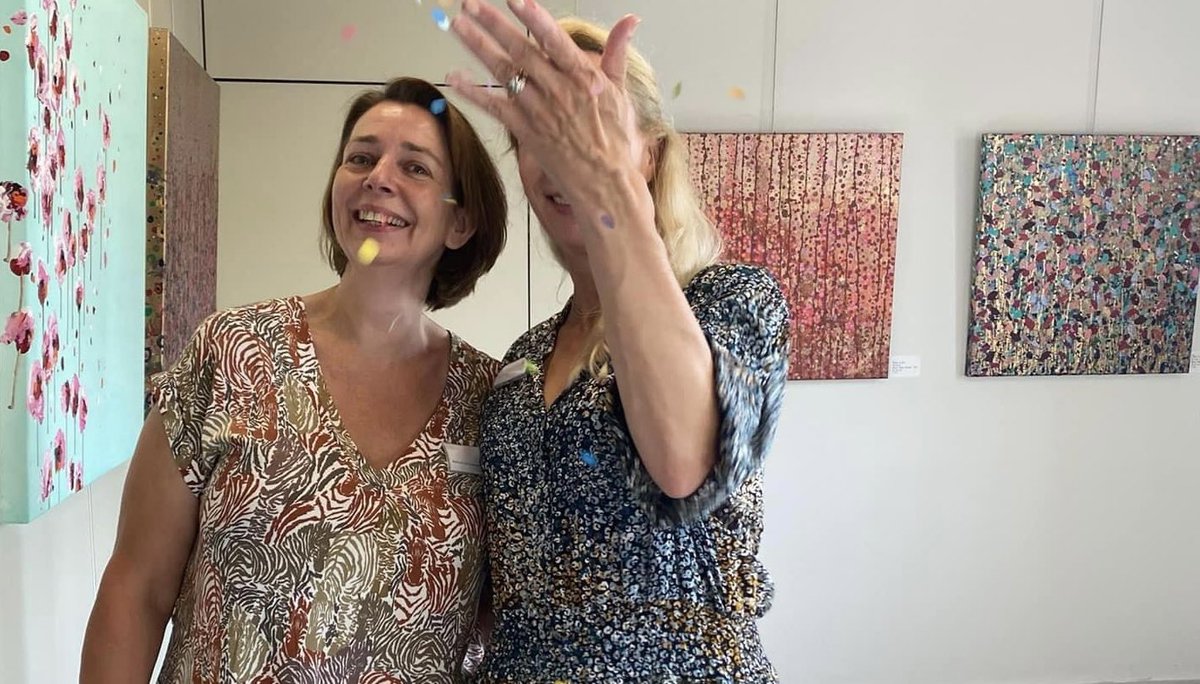 mauddewit_kunst's tweet photo. Hoe Kunst en Poëzie dwarrelde met Mariola Dirkzwager lees je in mijn blog: 

https://t.co/zOUkrctdV1

#cultitijd #ijsselstein #expositie #kunst https://t.co/b6ouQWIrhg