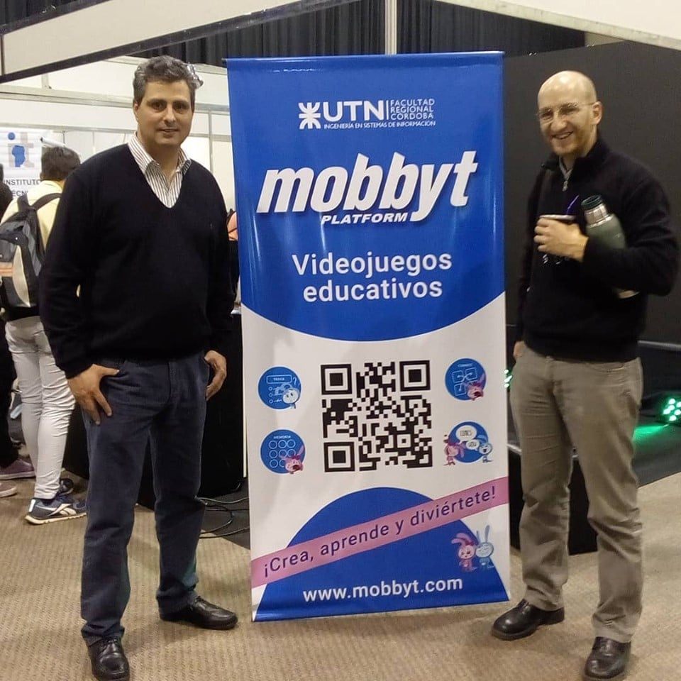germanlanfranco's tweet photo. UNA GRAN NOTICIA
Junto a la Universidad Tecnológica Nacional FRC, Mobbyt estará en la #SemanaTIC para compartir las novedades de nuestra tecnología, con un stand donde se podrán crear juegos con IA y probarlos.
#EdTEch #Startups #Edutainment #IA 
fotografías de la pasada edición https://t.co/MElcsZKgQv