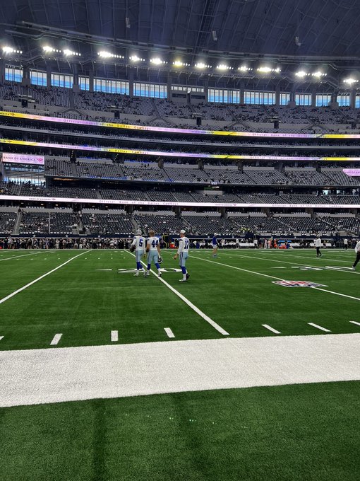 Awesome time in Dallas. Thank you Jerry Jones and his team for the hospitality. https://t.co/fX1pm2G