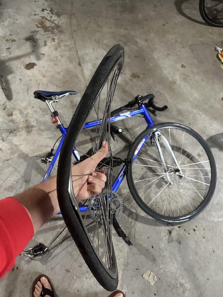 Teeghman's tweet photo. I am slowly recovering from the worst hit-and-run of my life, and I feel genuinely lucky to be alive. I was biking home from a show Friday night in the *unprotected* bike lane on Halsted, and this is some of the aftermath.
🧵
#chibike #bikechi https://t.co/v2uxjw0qpK