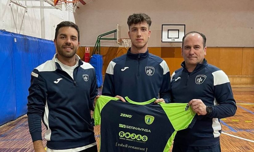 RadioSabadell's tweet photo. Esperançador debut de @marcelbravo02 malgrat la derrota del @FutsalPia en l'estrena en lliga

📝 https://t.co/ckNU391EQG https://t.co/AbNg3I8UuA