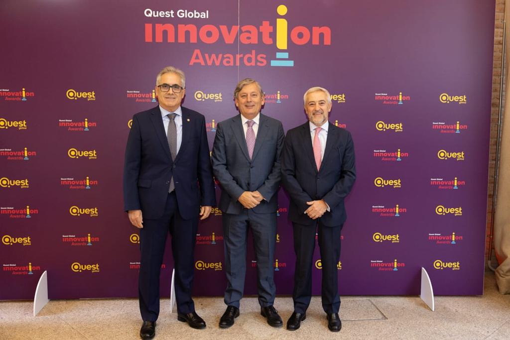 IntegraIntSpain's tweet photo. Agrademos especialmente a Enrique Navarro la invitación a la Gala de entrega de premios de @Quest_Global . Innovación, ingeniería y Defensa.

#Innovation #Defensa #Defense #Awards #Engineering #innovación #ingeniería https://t.co/oedAnM2VQ0