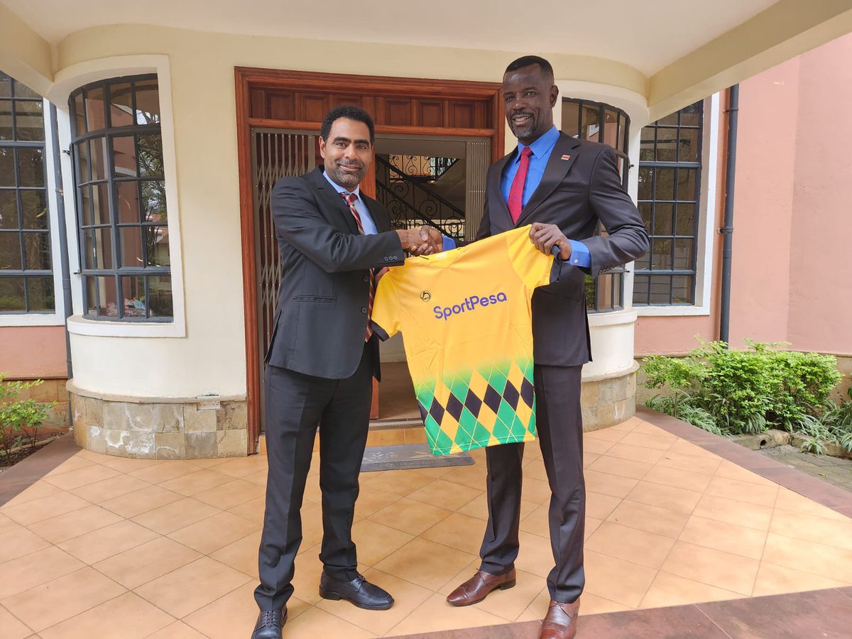 husseinmoha's tweet photo. There is urgent need to review the Sports Act 2013 with intention to realign it to the agenda of commercialization of the sports sector. I discussed this with the Chairman of Sports Parliamentary Committee Hon. Dan Wanyama when he paid us a courtesy call recently. https://t.co/dL8gnj7rpw