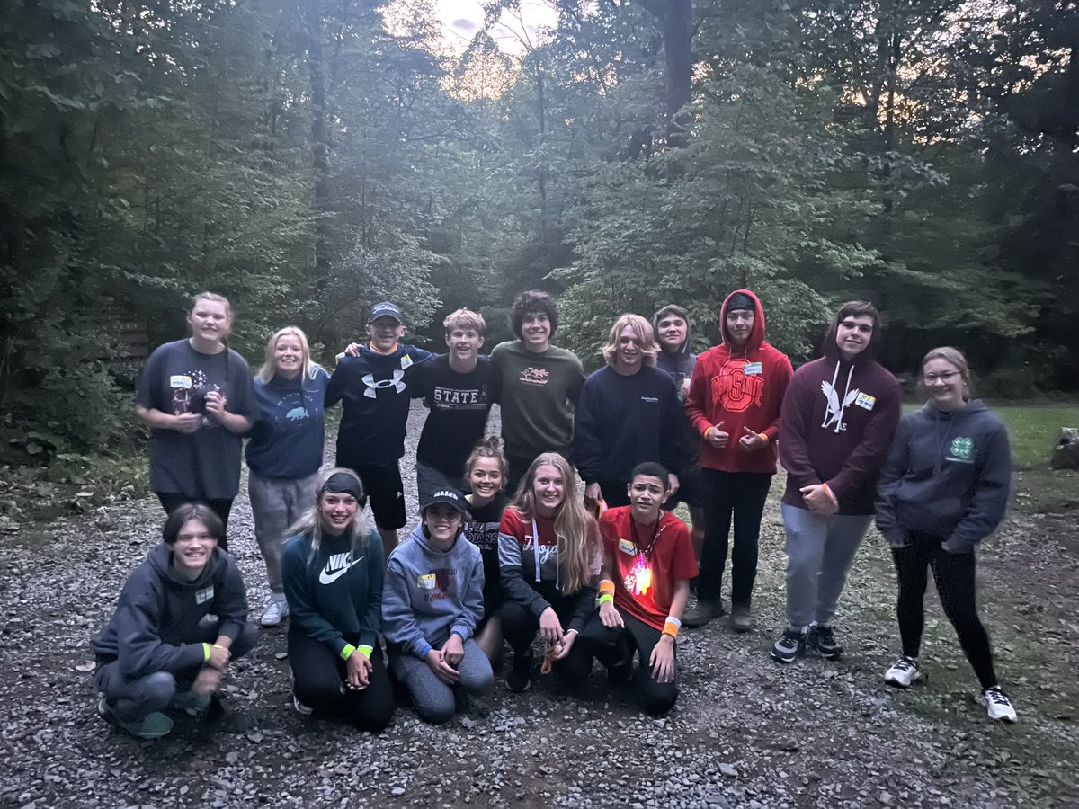 katywellsed's tweet photo. @tvhopesquad hosted the Indian Valley Hope Squad for our 2023 retreat @CampTuscazoar #grantushope #bettertogether #hopesquad @TVTrojans @TuskyGuidance https://t.co/VaJbwVz4tP