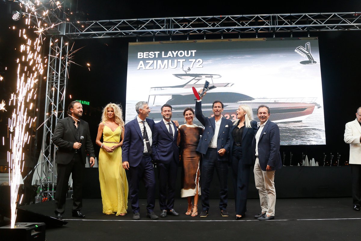 MarineMax tweet media