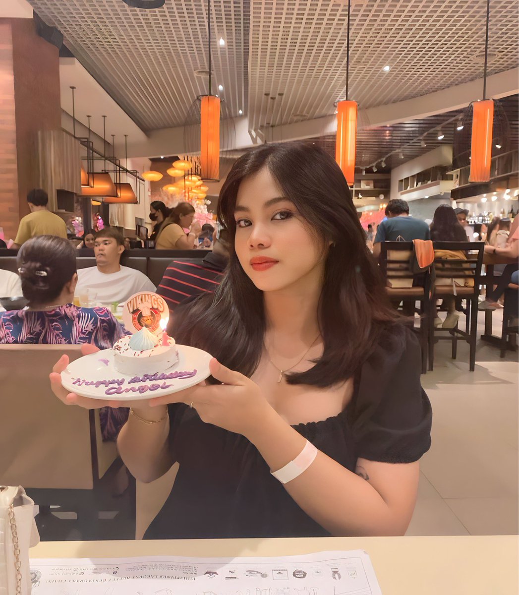 anglaqnoo's tweet photo. 23🤍 https://t.co/yaMsbzDmCW