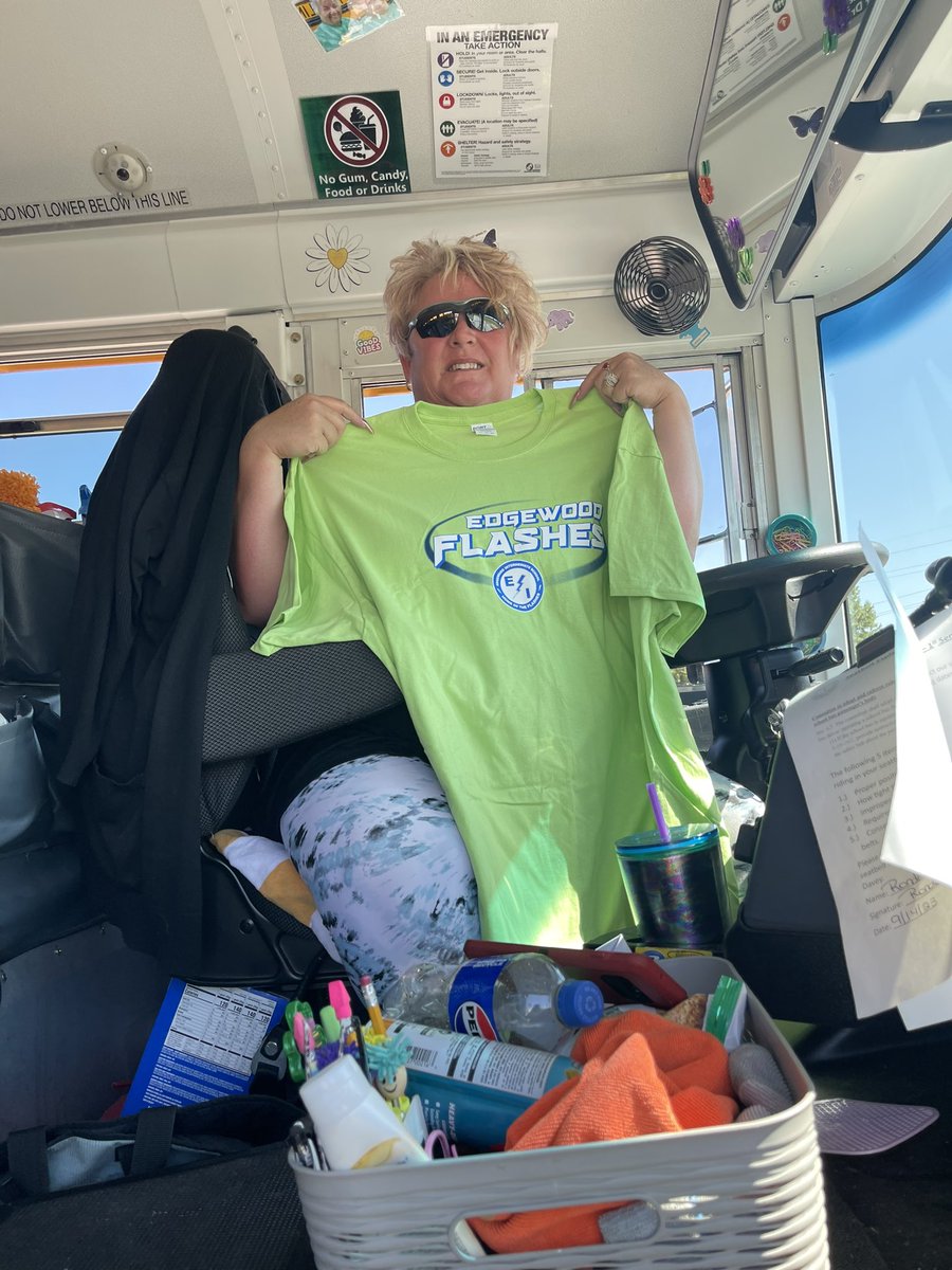 Edgewood Intermediate School tweet media