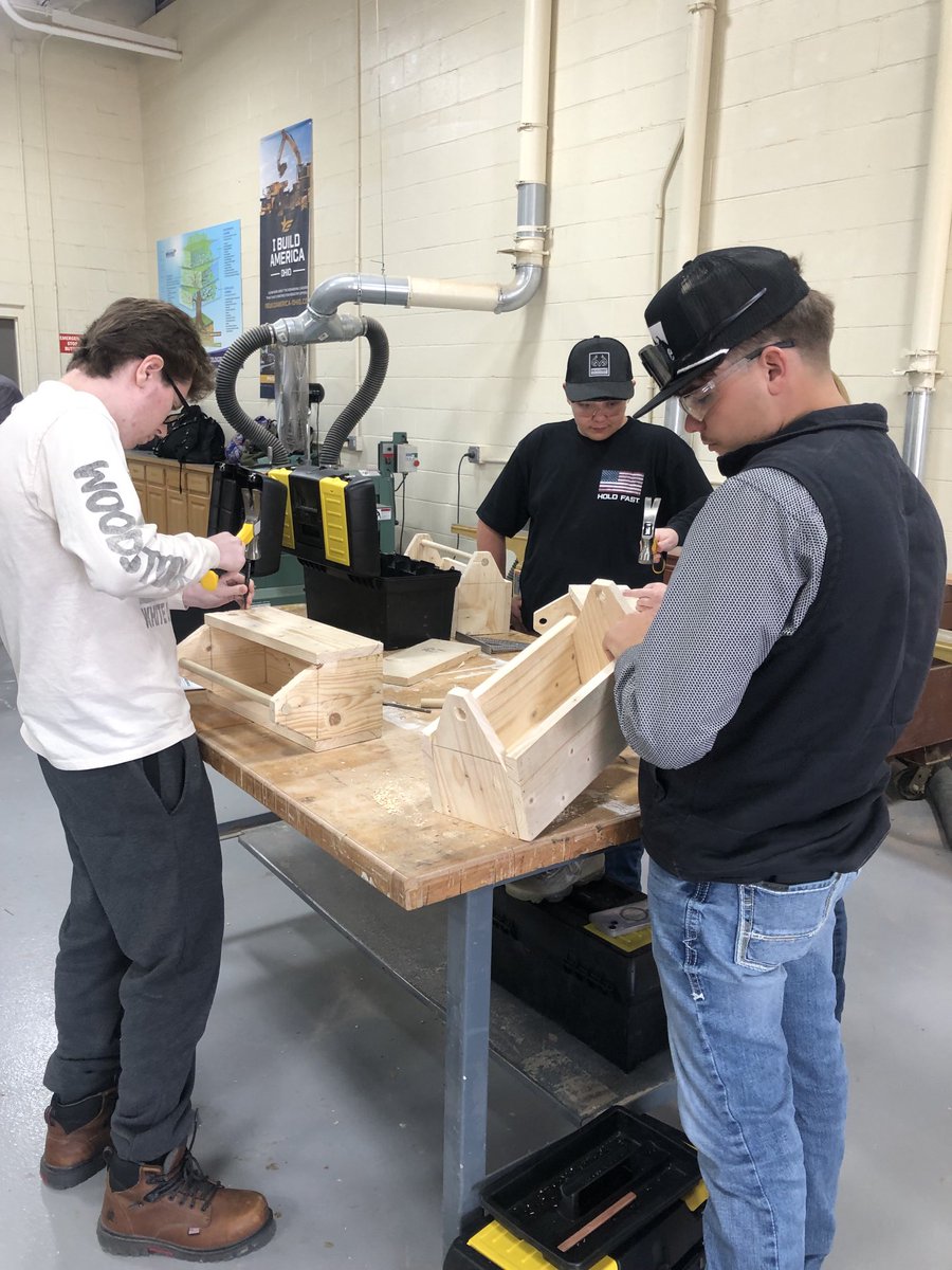 Construction Level 1 students are making tool carriers. This project also teaches students how to measure and cut properly. Measure twice cut once! #MECTC #ConstructionTech
