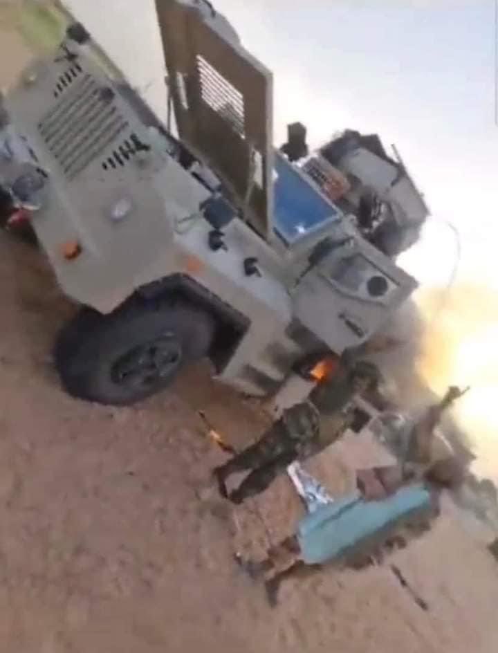 ZagazOlaMakama's tweet photo. 💥 Wagner forces have captured and barbecued  several Nasr al-Islam wal Muslimin (al-Qaeda affiliate) terrorists.
The video very gory. https://t.co/NuOXAFLJXw