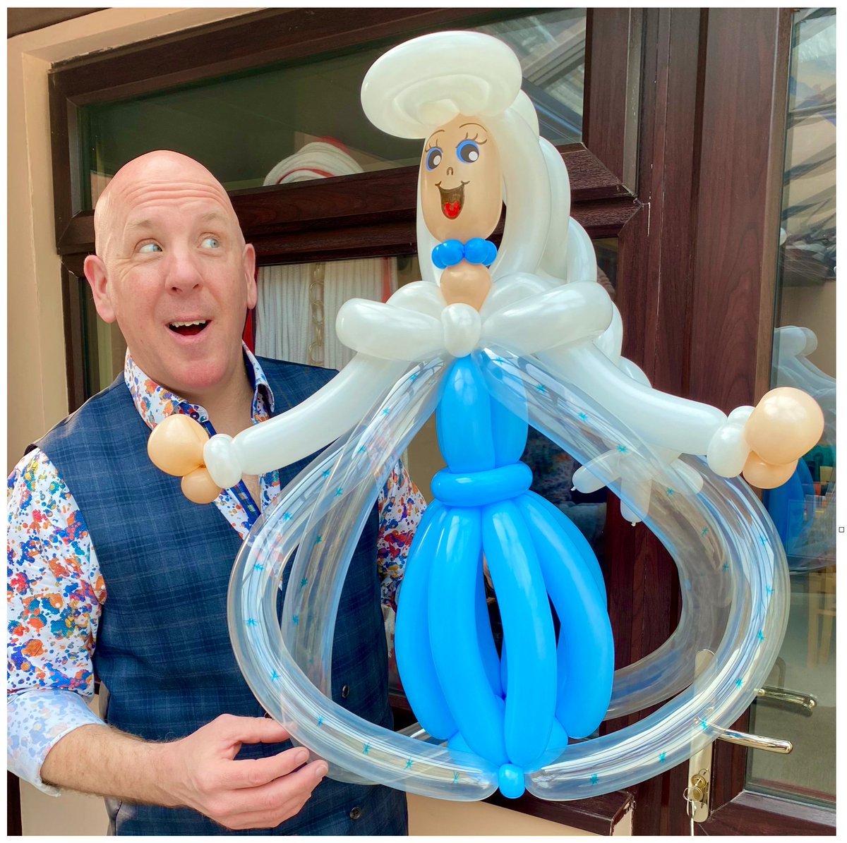 Top London magic show at  #Beccles Public Hall next Sat, Sept 30 at 7.30pm. Stars award winning magician Oliver Tabor and Suffolk magician and balloon twister Steve Majes. Tickets at ticketsource.co.uk/becclespublich…