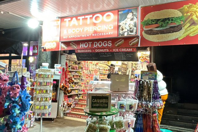 HNigelAllen's tweet photo. Get a snack while you are getting tatted https://t.co/dsrtK58BRs