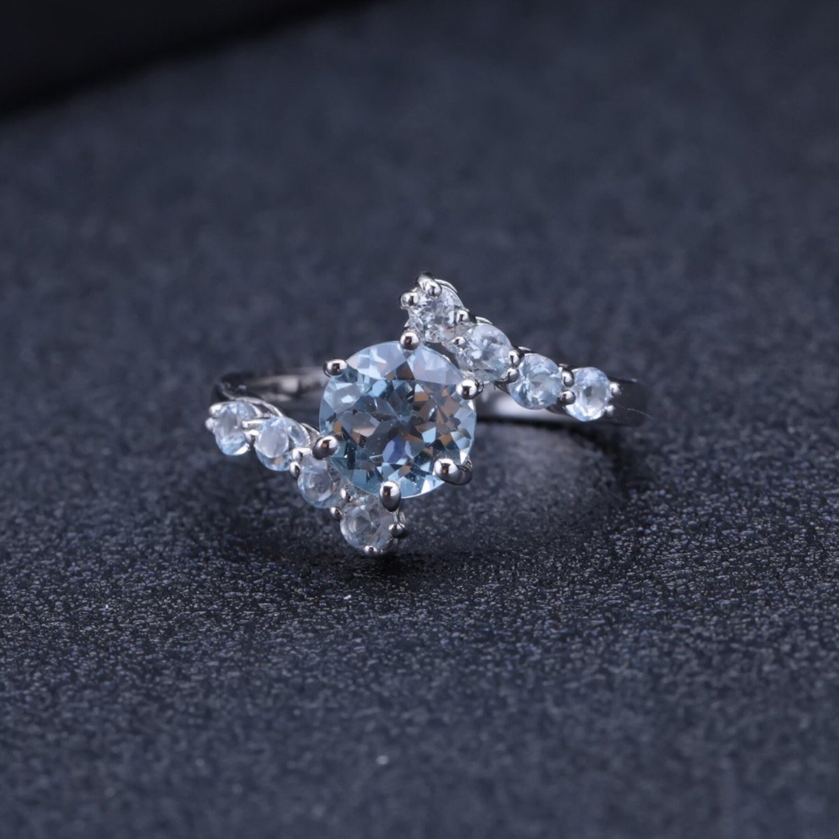 elsejewellery's tweet photo. https://t.co/8ZnFdhhQfp #silverring #topazring #handmadering https://t.co/a1BxWOHrWi