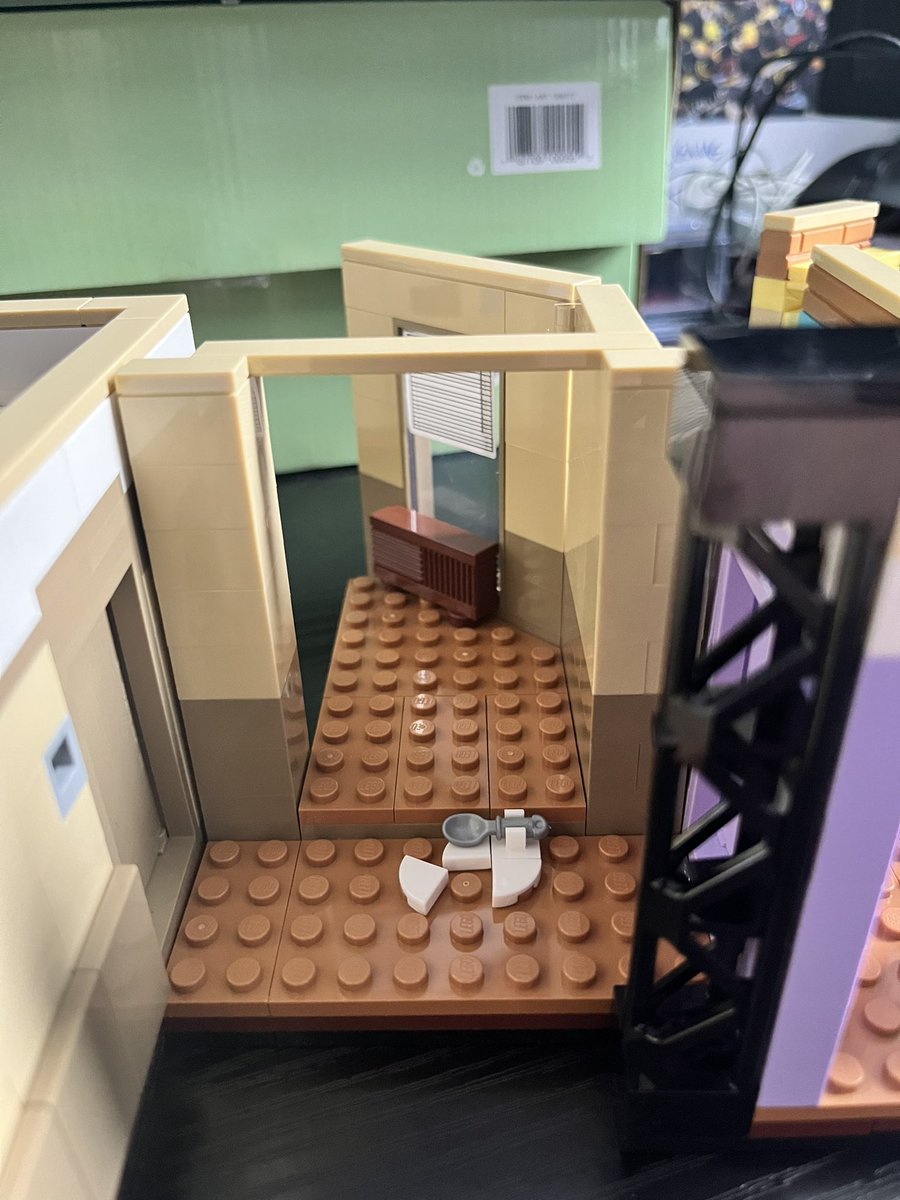 KarineHains's tweet photo. And it’s done 7 and a half hours of fun noticing every little detail and recalling so many great episodes. Bonus points for the messy cupboard, Gladys and the cheesecake in the hallway #Friends #bestsitcomever #Lego https://t.co/kdVsSg5VoS