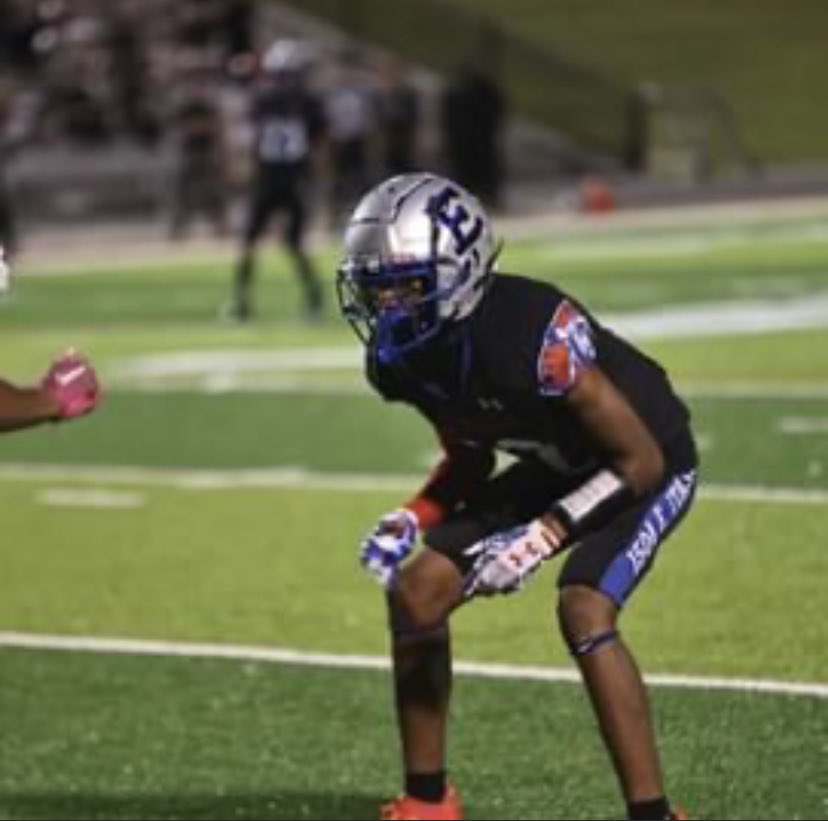Had fun with the family 🤟🏽📧 
#Homecoming  <a href="/WRAB50/">William Blaylock</a> <a href="/Coach_Ware/">Brian Ware</a>