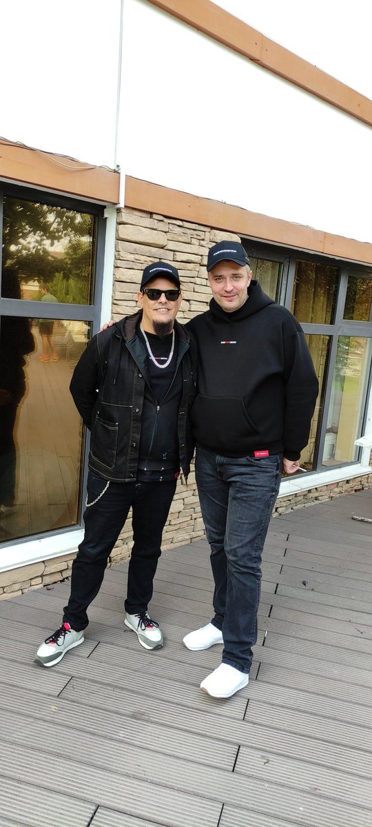 Awesome #KazHackStan_2023 Seen old friends and made new ones! Amazing Ralph Echemendia <a href="/RalphR3m1X/">Ralph Echemendia</a>