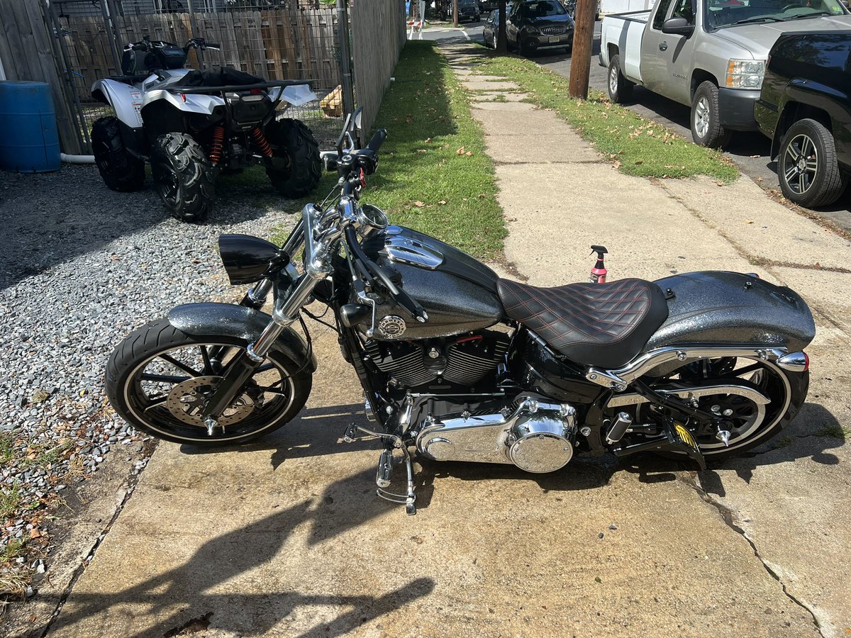 therealcdubb26's tweet photo. Back on the road again felt great to ride this weekend https://t.co/RFYbb9wr7B