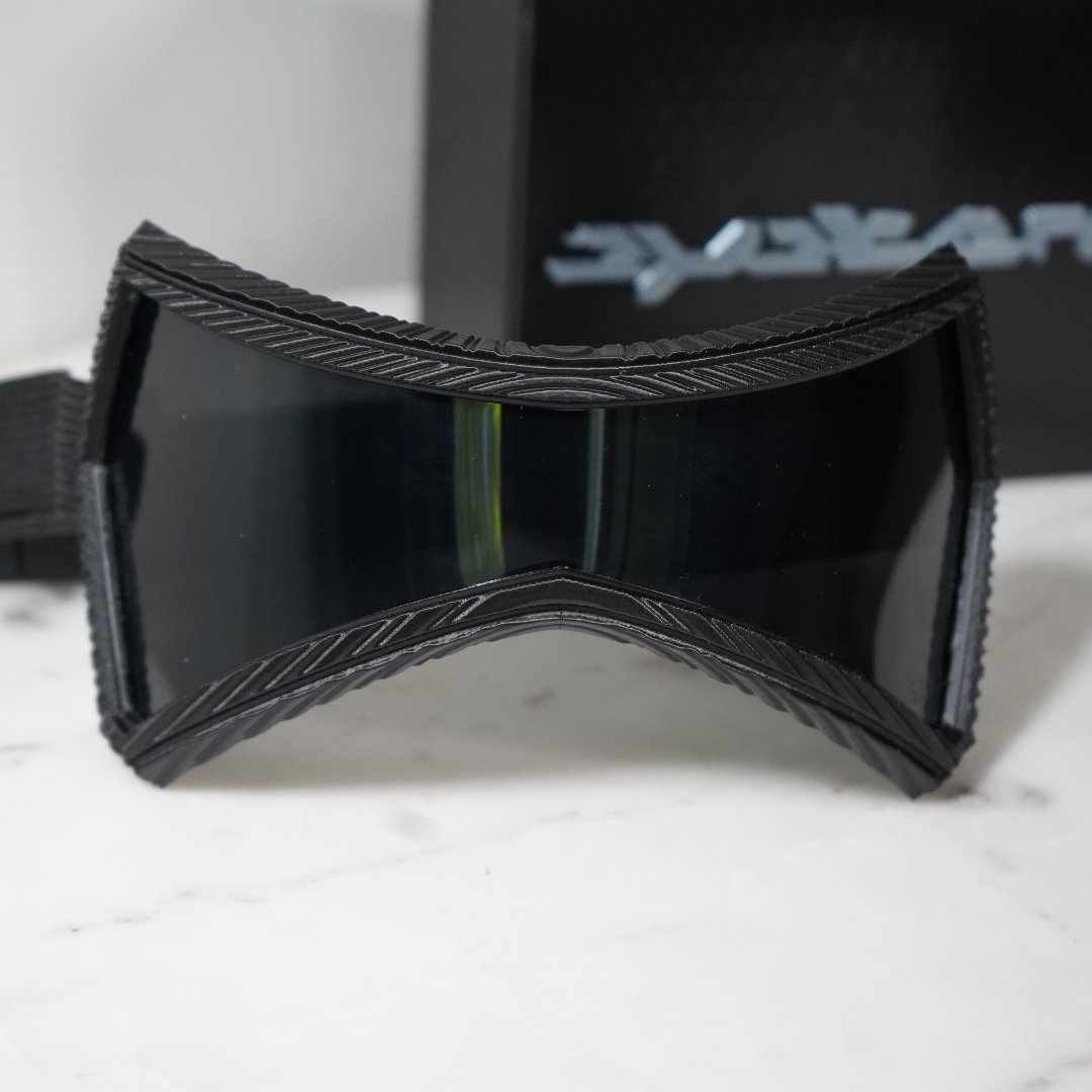 K.L. Smith tweet media