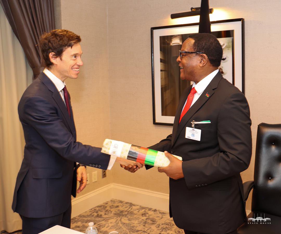 Dr. Lazarus Chakwera tweet media