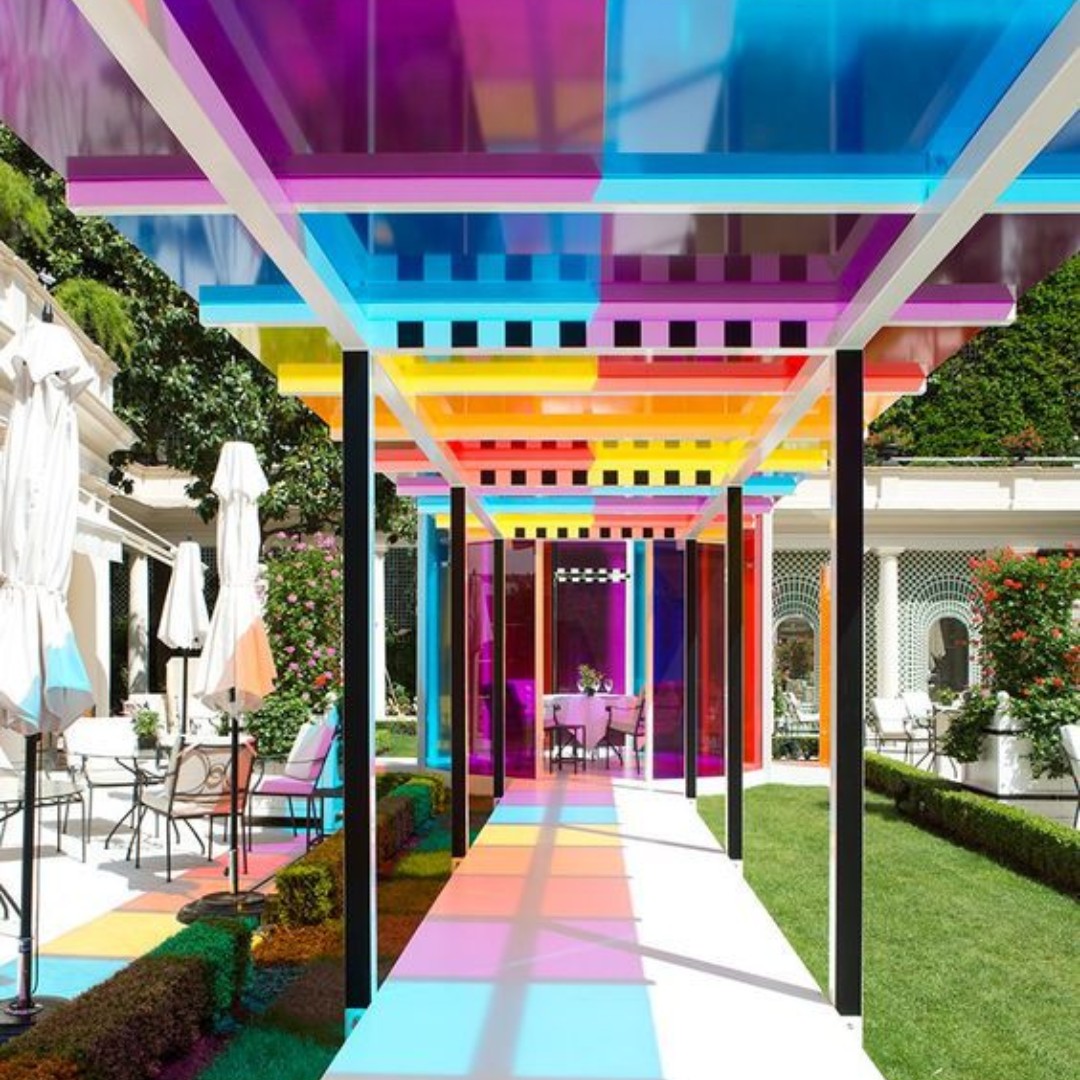 Antalis_UK's tweet image. 🖼 The French artist, Daniel Buren, has created a chromatic landscape in the gardens of Hôtel Le Bristol Paris using tinted glass to create a colourful aerial #pergola.

Antalis offer a range of glass decoration films. Find out more 👉 ow.ly/csAB50PMOfk

#colourfuldesign
