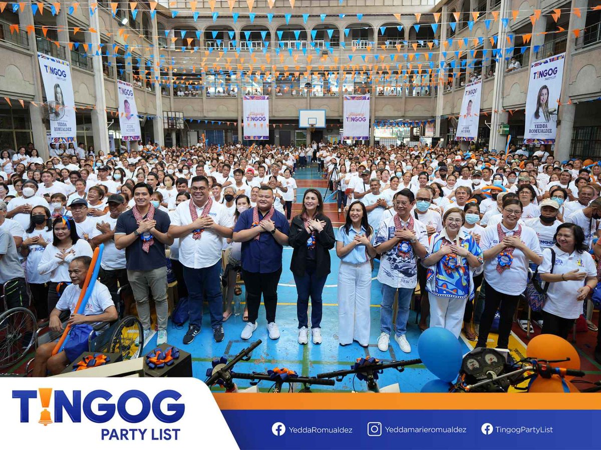 rive78683's tweet photo. 1,000 Brgy residents received assistance from the offices of House Speaker Ferdinand Martin Romualdez and the Tingog Partylist, led by Rep. Jude Avorque Acidre, deputy majority leader, and Rep. Yedda Romualdez, chairperson of the committee on accounts. https://t.co/jBXb4Y6XIc