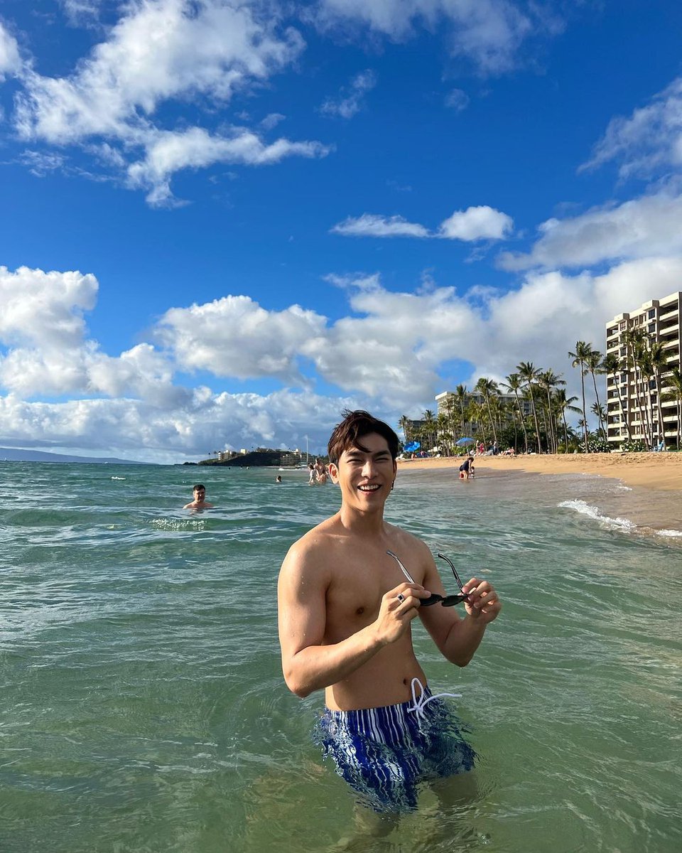 MEWLlONS's tweet photo. I wanna be water 🙏

#MewSuppasit @MSuppasit​#มิวศุภศิษฏ์ https://t.co/UGCNSVaZJm