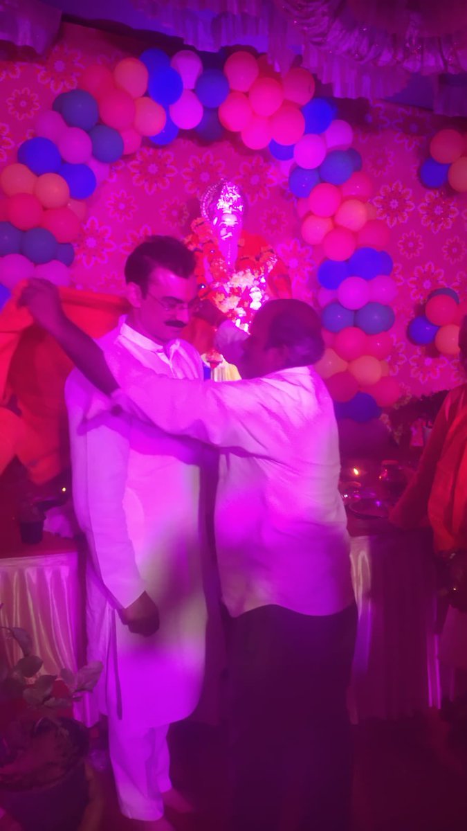 ITarunRathi's tweet image. कपासवाडी #andheriwest #Mumbai में #parparntiyasangh के स्वयं सेवकों द्वारा आयोजित प्रभु विश्वकर्मा की जयंती पर आयोजित पूजा कार्यक्रम व जाकर आशीर्वाद लिया। #TarunRathi @ppsmumbai