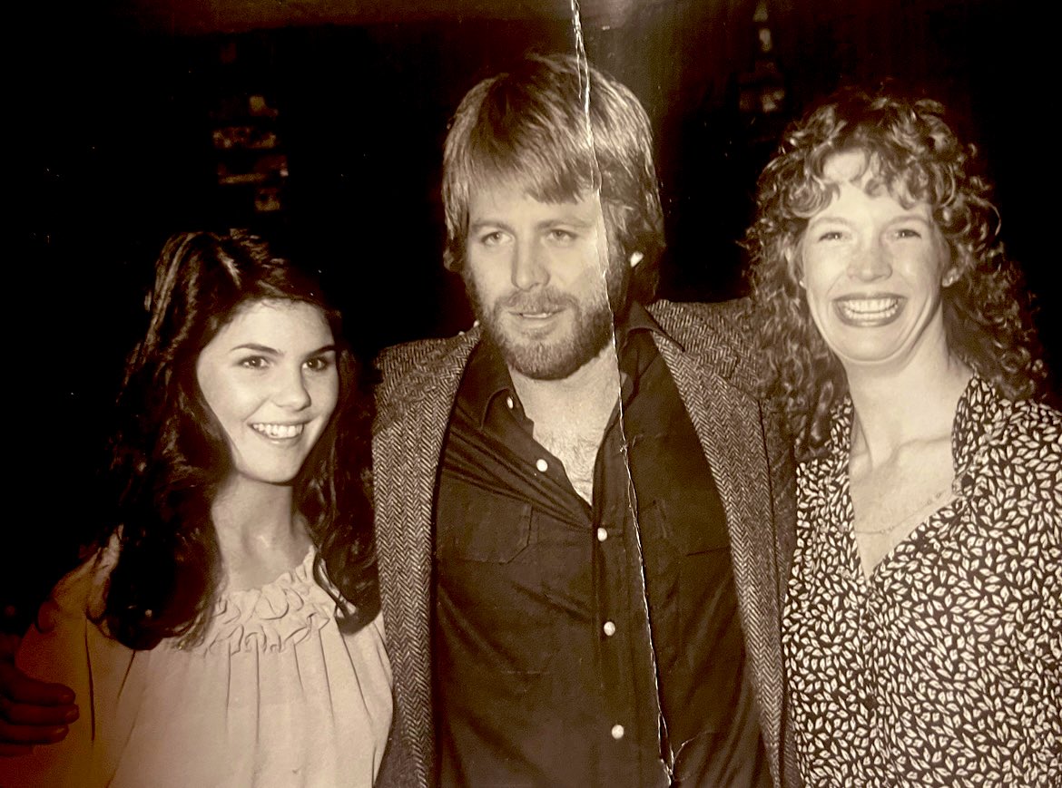 Hanging out with the Edge of Night girls in nyc circa 80s