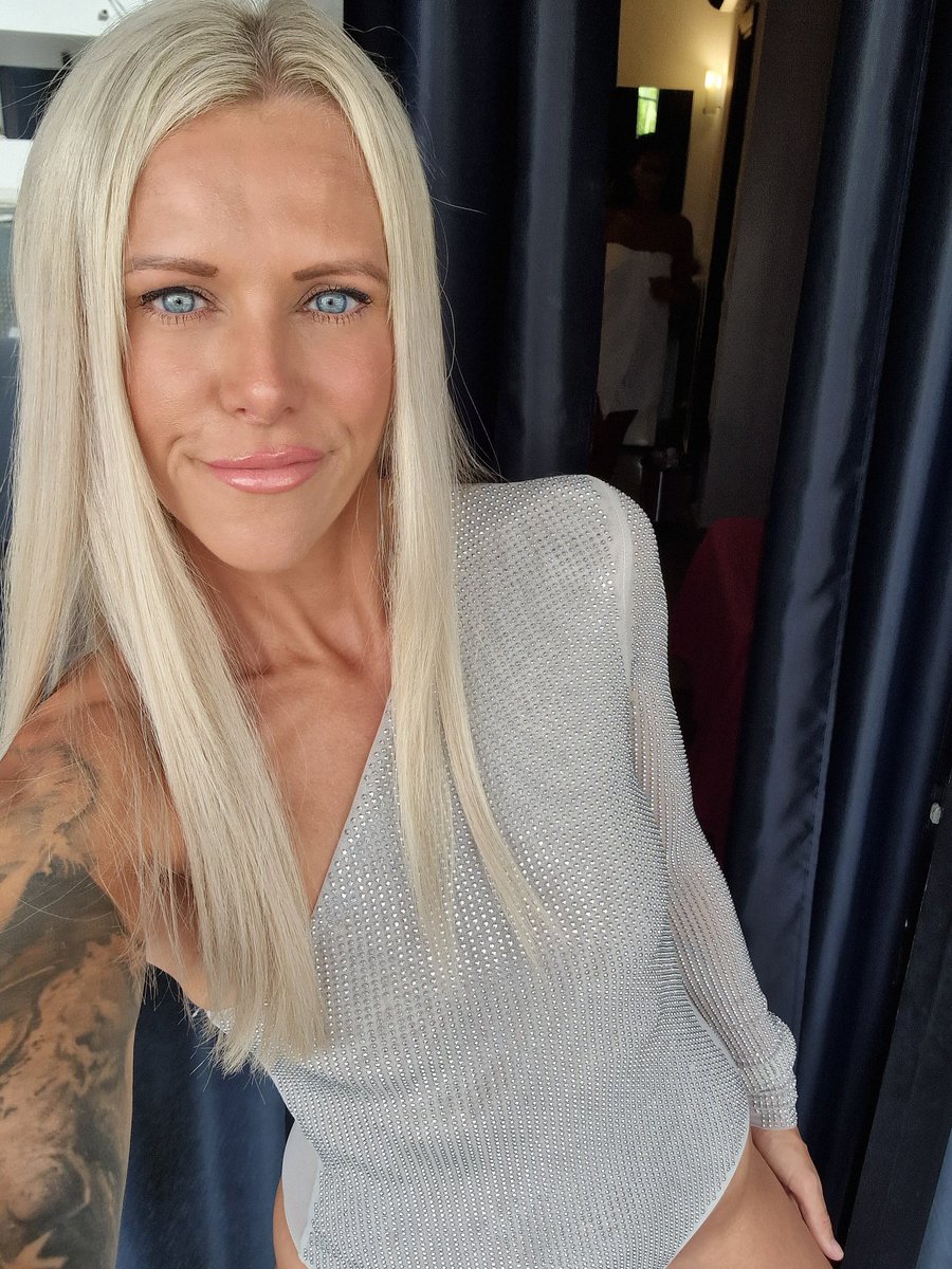 lucy_hope's tweet photo. I'll be wearing whatever I like on this holiday and if you think my outfits are inappropriate.....

So do I! 😜

#ushuaiai #ushuaiaready #Mondayclub #ibiza https://t.co/8bhu6CFDLj