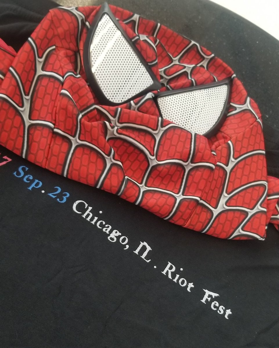 Another adventure in the books!! Hope you all enjoyed a  bit of the stream last night🕷. Onward to Mexico!!!
#Riot_Fest_2023
#TheCure 
<a href="/CureCommunity/">TheCureCommunity</a> 
#Spidey_Vision