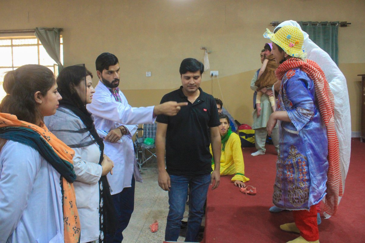 HHCSARPD's tweet photo. The project director, Mr. Waseem Saleem,  visited the ward of Chitral patients. His personal examination of the patients alongside our ARPD physiotherapy team further demonstrates our commitment to making a positive impact on the lives of those we serve.
#arpd #physioterapy https://t.co/WVw5x2Vgf0