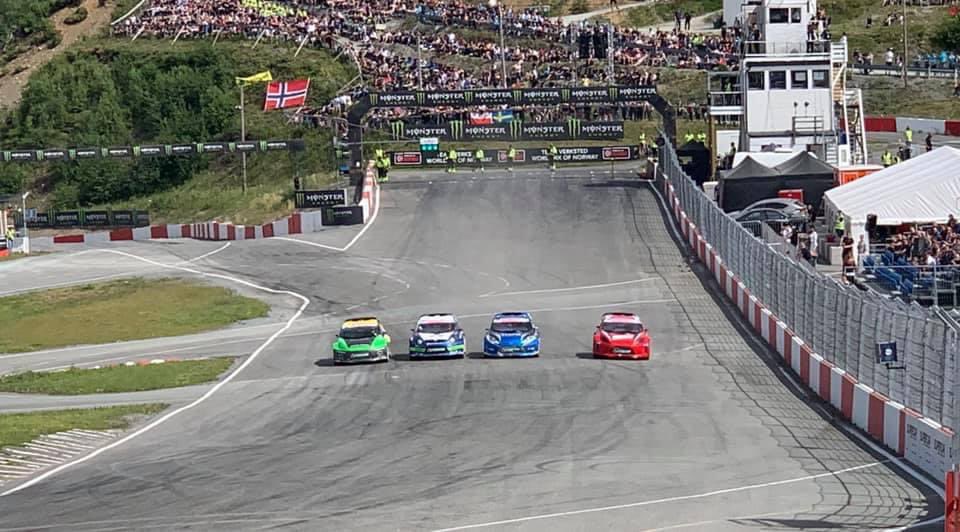 photosbyaliciax's tweet photo. Hell RX 2019
#HellRX #Rallycross #Lånkebanen
#Norway #HellNorway #LånkeStjørdal 
#Sightseeing #Travel #Traveling
#Photos #Photography https://t.co/XxRObGhq8X
