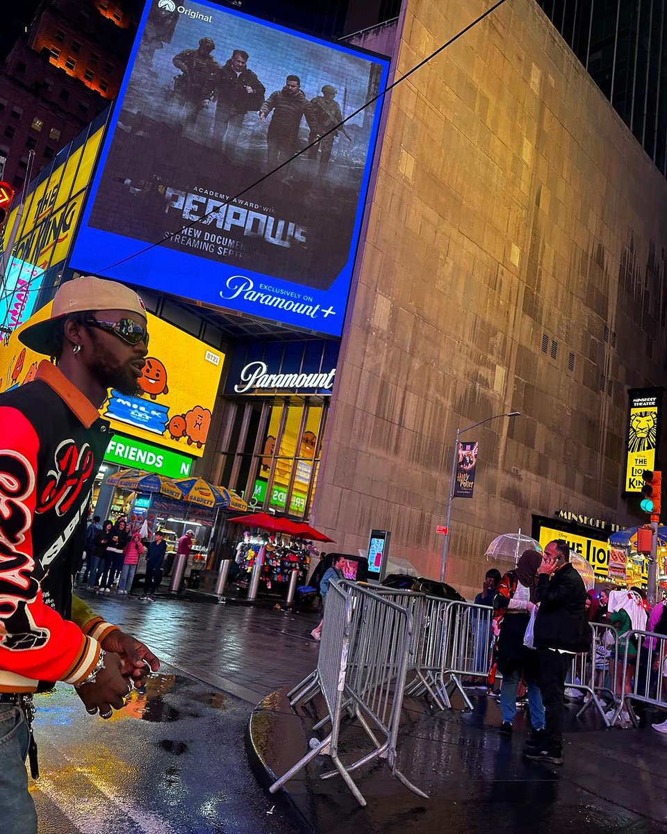 Kwaku The Traveller 🇬🇭✈️

#TV3GH <a href="/blacksherif_/">IRON BOY</a>