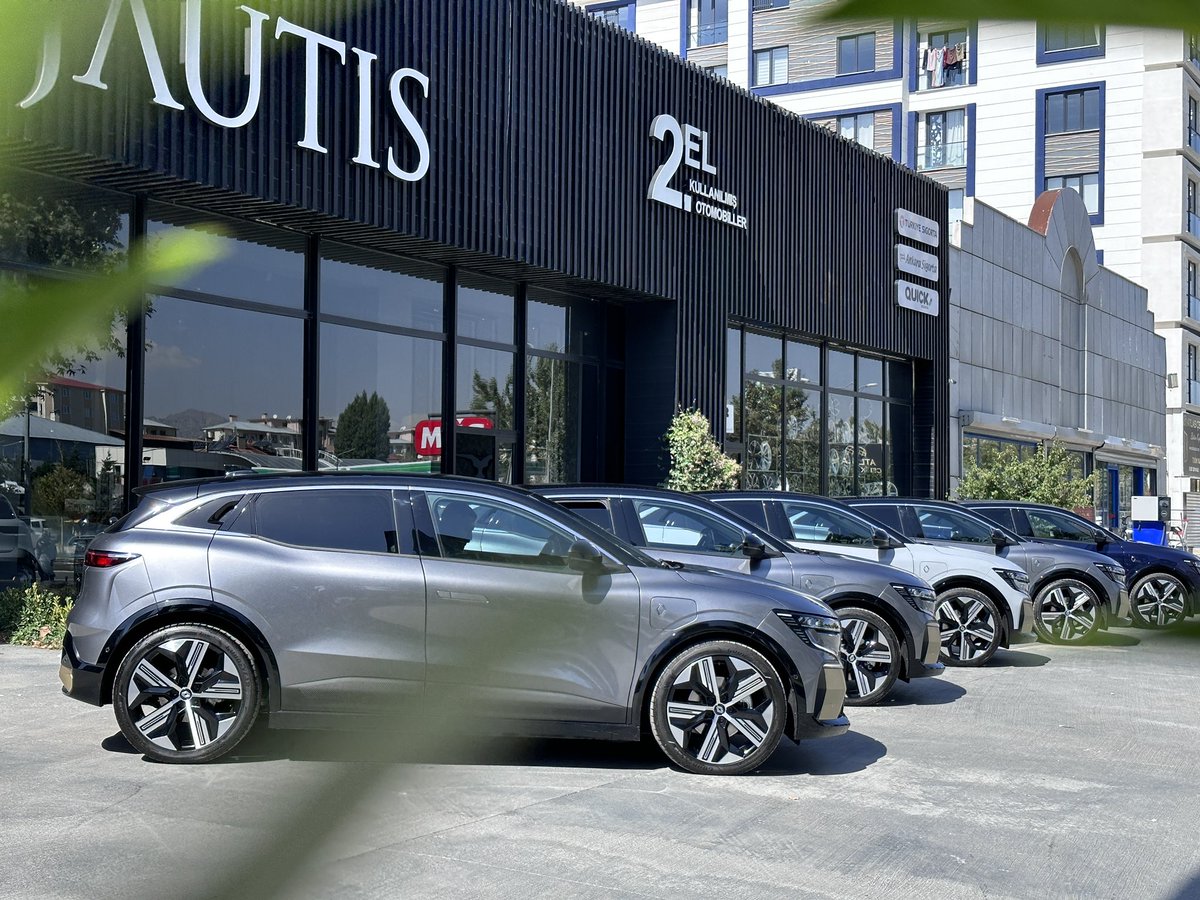 jautiscar's tweet photo. Basın lansmanı için kentimizde bulunan @RenaultTurkey Megane e-Tech modelini ağırlamak ve bu etkinliğin bir parçası olmaktan mutluluk duyuyoruz.
Bölgesel tanıtıma katkısı olan bu tür etkinliklerin çoğalması dileğiyle..
#jautis
#jautiscar
#everythingaboutmobility https://t.co/gb1cUkj8TB