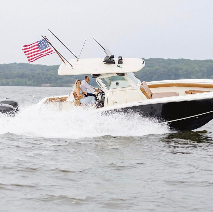 ScoutBoatsInc's tweet photo. This might be the best proposal we’ve ever seen, what do you think? Congratulations @mcardozo1! 💙
-
#teamscoutboats #scoutboats #centerconsolesonly #dualconsoles #fishing #boating https://t.co/8JoT57EJbV
