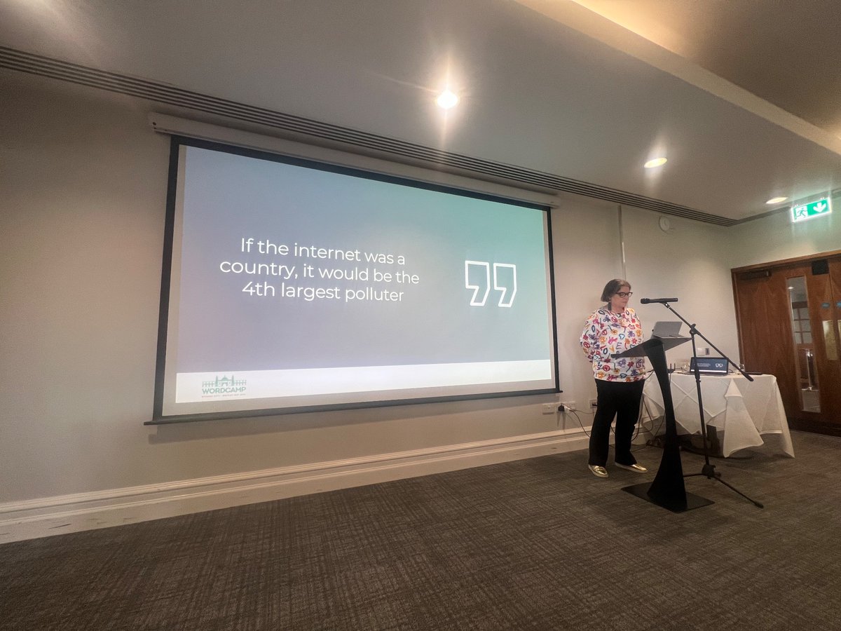 WordCampWhitley's tweet image. “If the internet was a country it would be the 4th largest polluter.” @louisetowler talks about designing your website for people and planet #wcwb