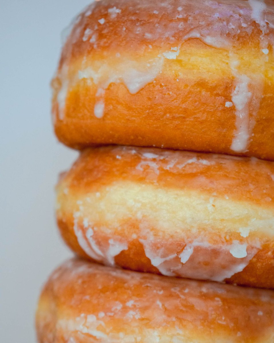 When it comes to doughnuts, classics never go out of style, who else agrees? 

#doughnuts #classicdoughnuts #johnnydoughnuts #sffoodie #sfeats #bayareaeats