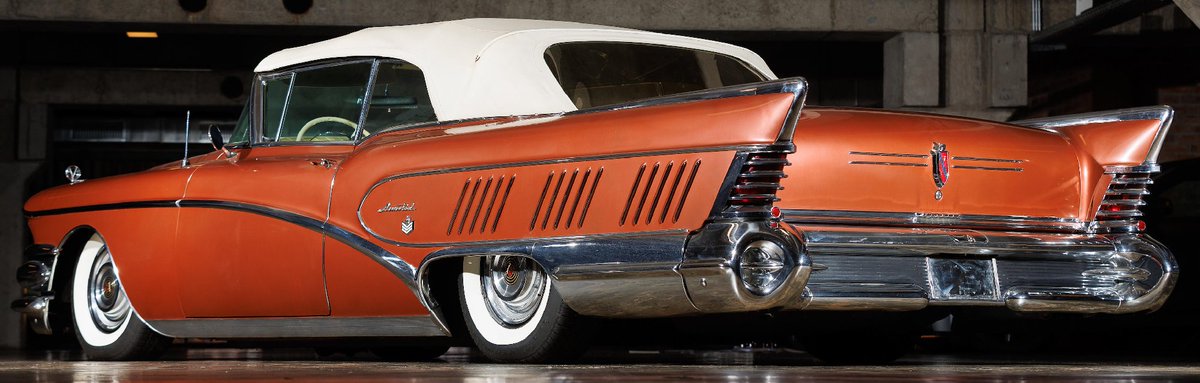 UltimativCars's tweet photo. #QuailAuction2023

Before being replaced '59 by the Electra 225, the 1958 #Buick #Limited [#Series700] was made in 7.438 units:
6.597 Riviera|s (2d: 1.026, 4d: 5.571) &amp; 839 #Convertible|s. 

That's n°764/839 in (#2475H) #Garnet-#Red #Metallic; est. at $100-150k &amp; sold at $100.8k. https://t.co/MGH6XYqgLt