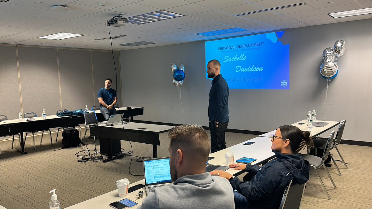 EbonyMiss93's tweet photo. N.F.L kickoff!!! So excited to connect with everyone and build the bench of leaders for #TNT #LeadFirst @LillardDerick @DillonTymonNE @JohnATT8 @BlevinsMandi @joak80 @emilywiper https://t.co/vgwk5TzkfL