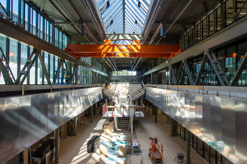 basvanderpol's tweet photo. Mooi nieuws: Brabantse regio's Midden-Brabant (Tilburg e.o.), Zuidoost-Brabant (Brainport Eindhoven) en Zuid-Limburg hebben de hoogste score op de NEx-T. Bedrijven in die regio’s zijn gemiddeld verder in de transitie naar duurzame en inclusieve economie
https://t.co/kKGfCpkMyI https://t.co/3Dk4HqJOCN