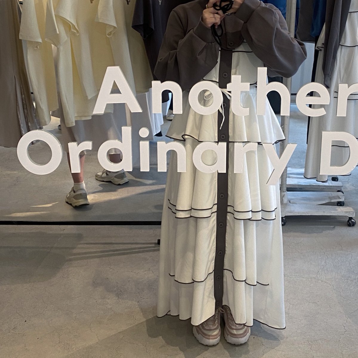 mi___s09's tweet photo. AOD POPUP 2日目に行ってきました！
お洋服が本当に可愛かった🥰
ワンピース低身長だから心配だったけど、試着したら全然平気で可愛すぎた♡
自分の誕生日プレゼントとしてワンピースセットと青ニットはお洋服を購入しました✨早く涼しくならないかな〜
#AnotherOrdinaryDay #AOD #ねむねむぼーい https://t.co/33ra3uvNpF