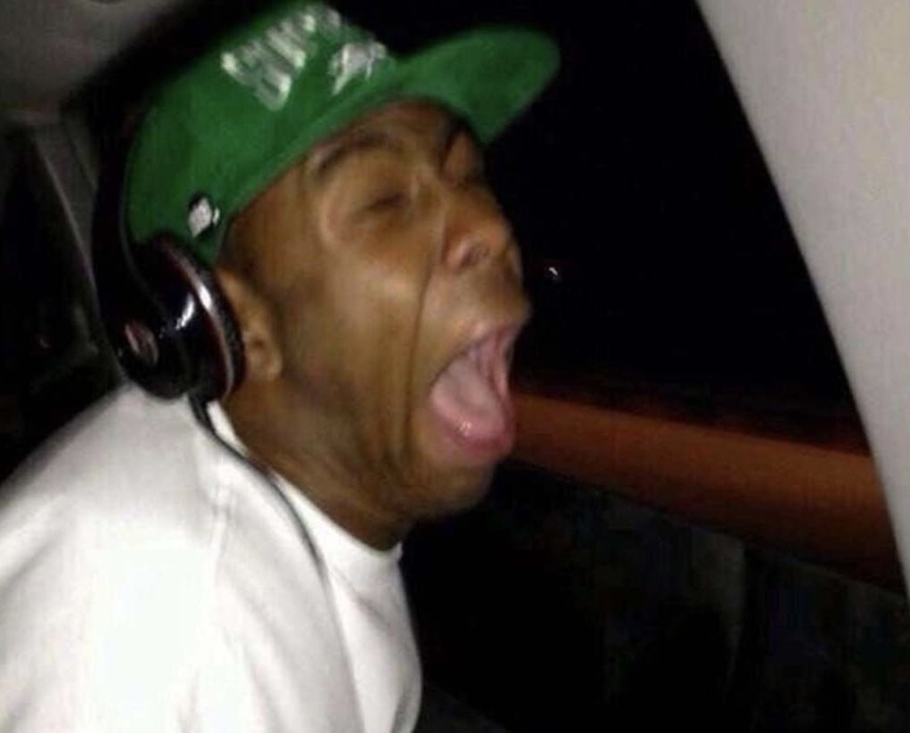 Heetch_CI's tweet image. Quand ton chauffeur te demande si tu vas bien mais que ça fait 6h t’es en « vu »