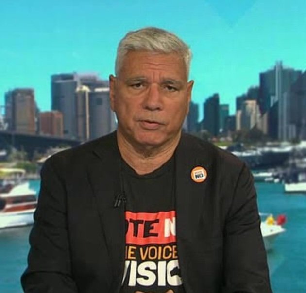 MissPolly62's tweet photo. Warren Mundine wants to change the date of Australia Day (Sunday).

Warren Mundine wants to keep the date of Australia Day (Monday).

Warren Mundine wants to change the date of Australia Day (Tuesday).

Warren Mundine wants to keep the date of Australia Day (Wednesday). #auspol https://t.co/Kogou7VGaE