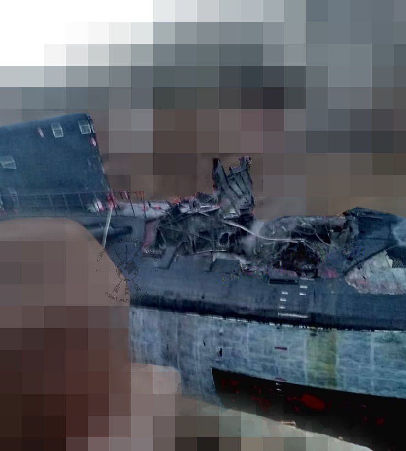 galcpmedia's tweet photo. That is russian attack submarine"Rostov-na-Donu" -  ("#Kilo" by NATO), built-in 2014, damaged by Ukrainian missiles in a dry dock in occupied #Sevastopol. #Crimea South #Ukraine https://t.co/ynWXHxmRi4