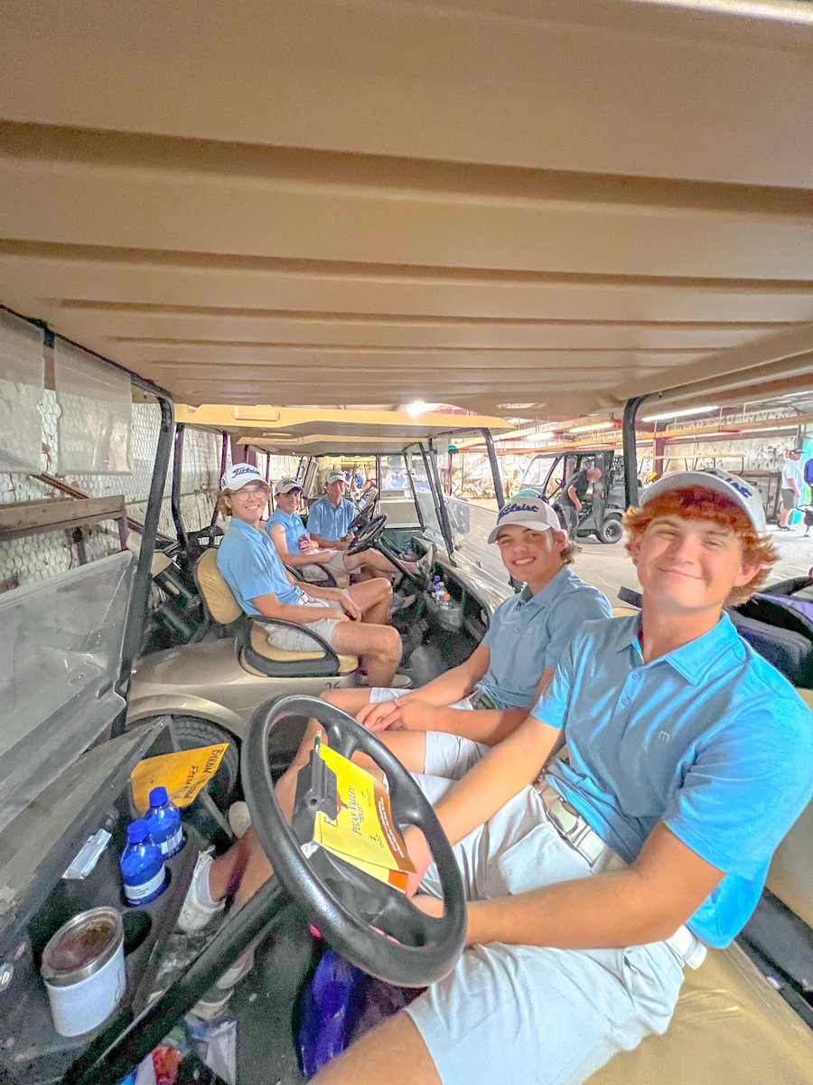 TylerBeck_2026's tweet photo. First Varsity tourney of 23-24 in the books.  Bart Granger Memorial Tournament.  I shot 85 - 74.  74 is my PB for high school golf.  @BNHSgolf #golf @theryanhitt https://t.co/z5K6PB7uen