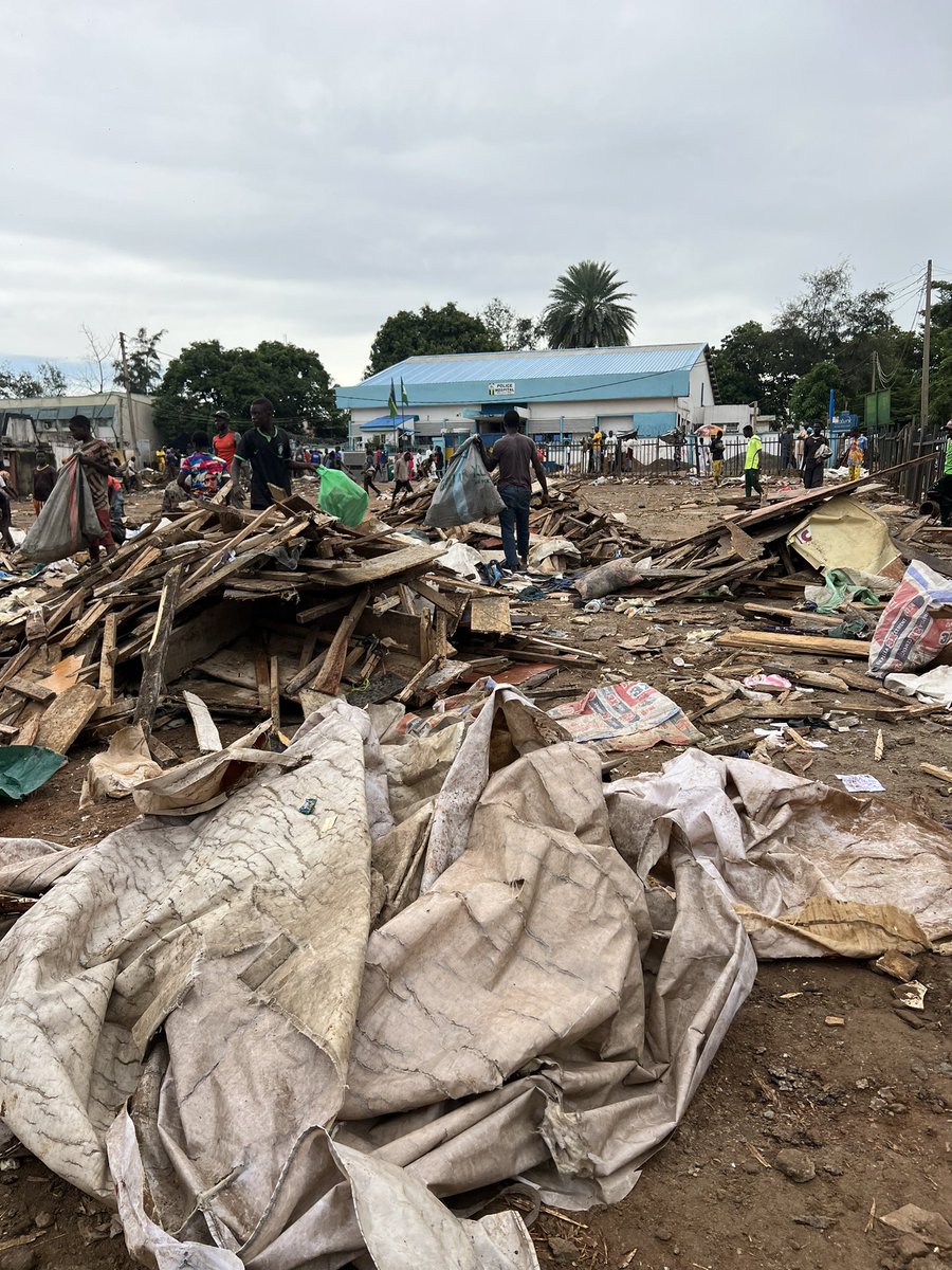 Hotperidot_'s tweet photo. Popular Area 1 Kilishi market demolished #abuja #AbujaTwitterCommunity https://t.co/ug3Qy6apS0