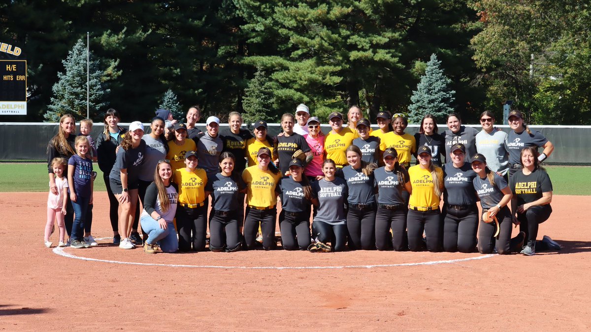 AdelphiSb's tweet image. Time to make new memories with old friends again…🤗
Join us for 𝑨𝒍𝒖𝒎𝒏𝒊 𝑫𝒂𝒚 this Spirit Weekend on October 1️⃣4️⃣!
✅ Take BP
✅ Enjoy some good food
✅ Win great prizes
REGISTER 👉 bit.ly/3PpKxIa
#AdelphiSpiritWeekend #PawsUp🐾