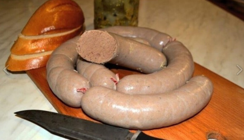 saoledpede's tweet image. I’m feeling a bit peckish.