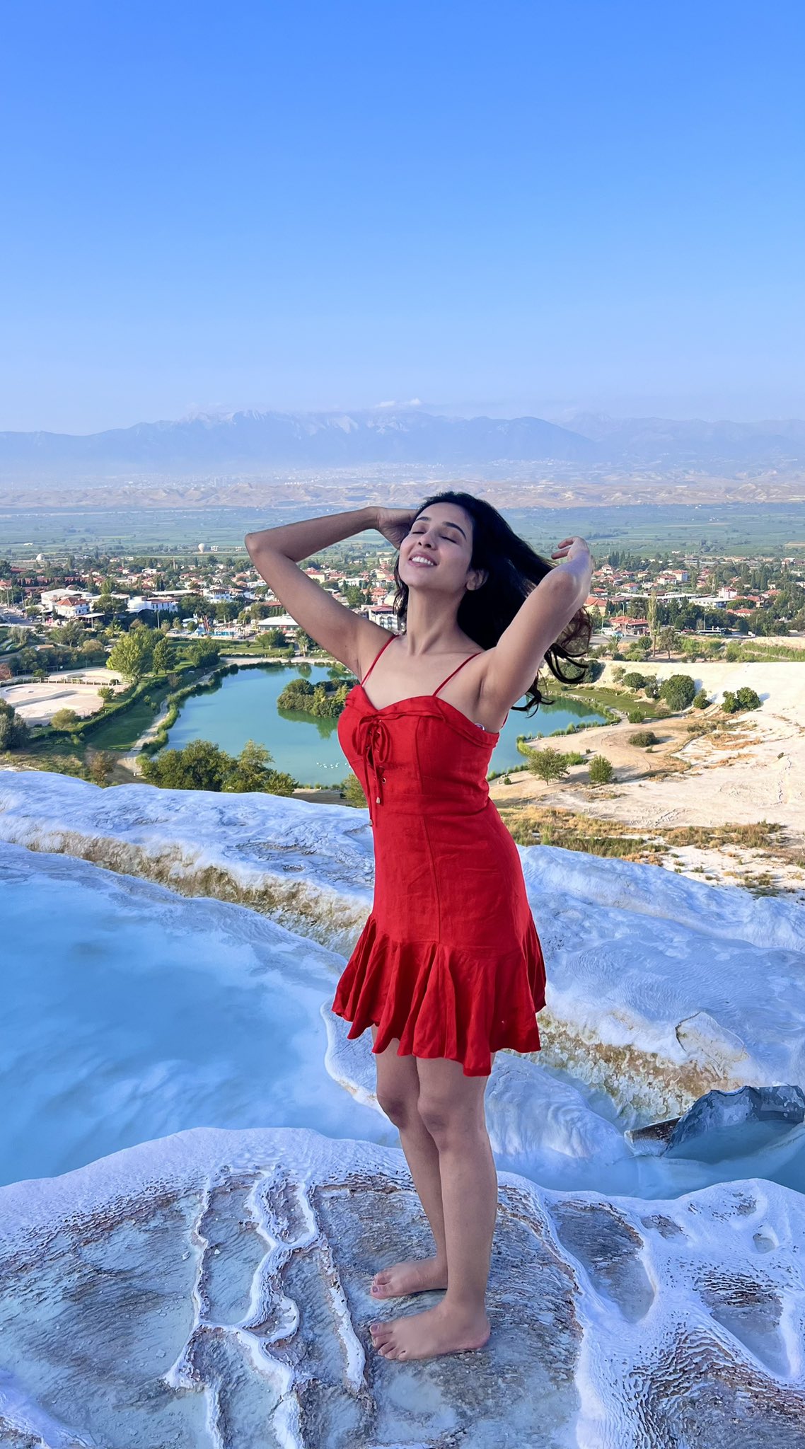 F6UWr8RXgAA5cBt?format=jpg&name=large