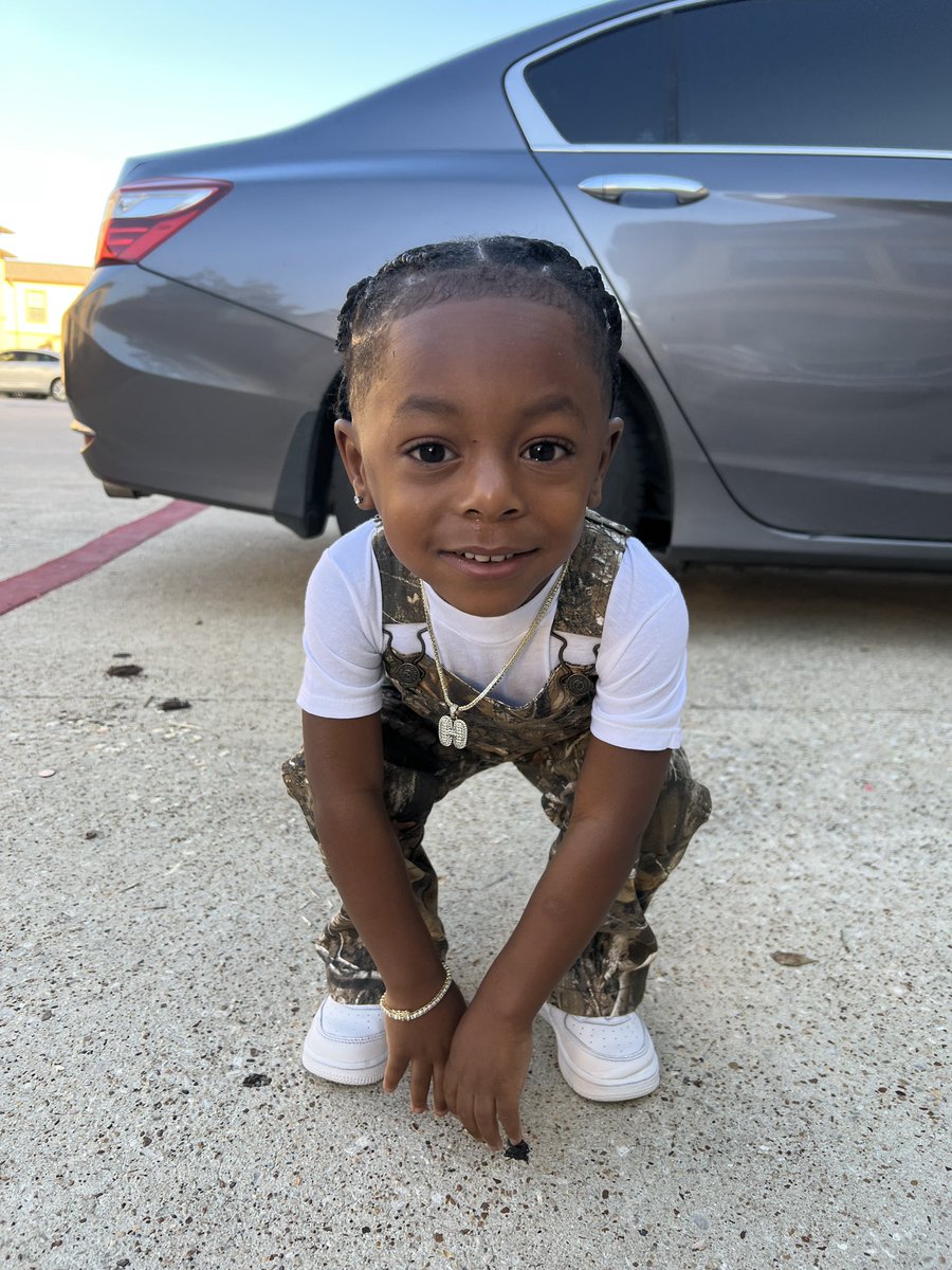 Haleyree's tweet photo. My handsome baby 🤎 https://t.co/KBAJVNH3Sr
