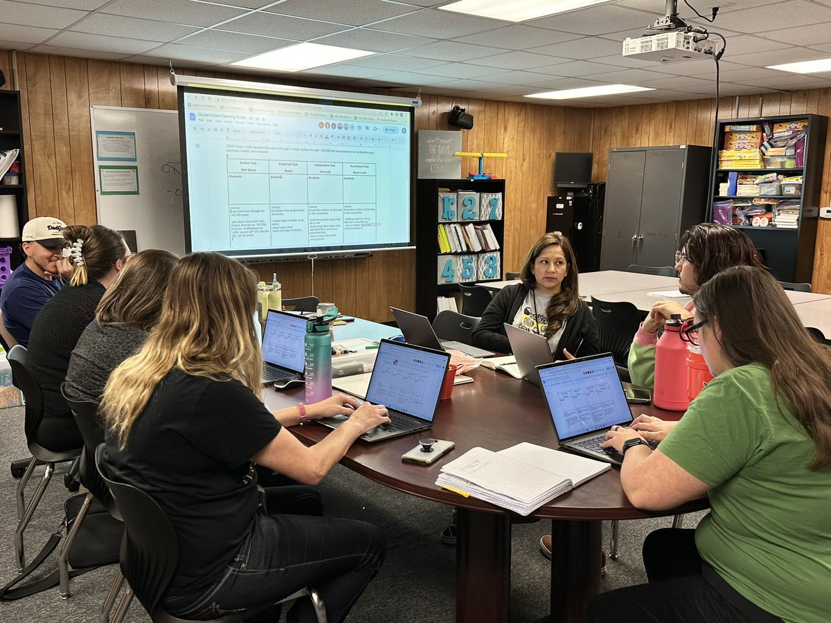 KBonilla_Math's tweet image. Differentiated, vertically aligning #guidedmath teacher planning. #collaboration @HumbleElemMath @PrincipalBenton @MrsBurke_LSE